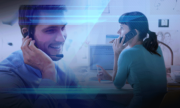 technical support engineer providing a solution to the customer over telecall